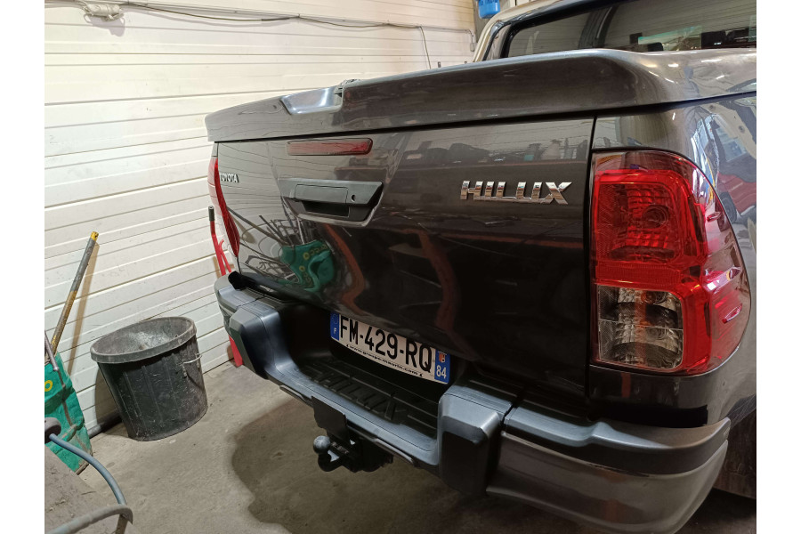 Hayon Hilux (GUN 1./35) 2019 2.4 D-4D DPF AWD Pickup double cabine Xtra cabine 16V 150 cv