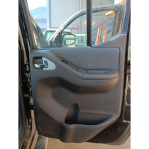 Panneau de porte arrière droite Navara Facelift (D40M) 2015 2.5 dCi DPF 2WD Pickup double cabine 190 cv