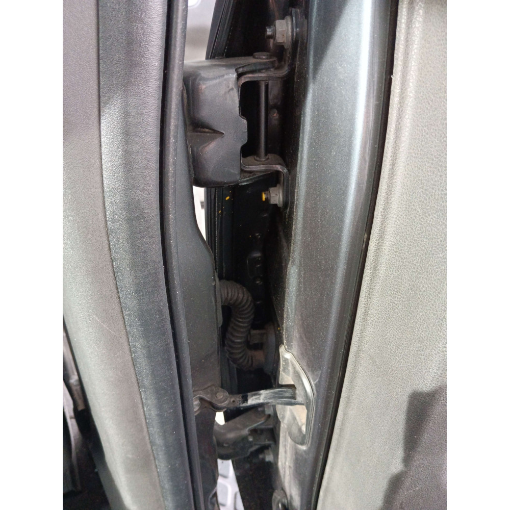 Charnière inférieure de porte arrière droite Pathfinder Phase 2 (R51M) 2012 3.0 dCi DPF V6 4WD 24V 231 cv  Boîte Auto